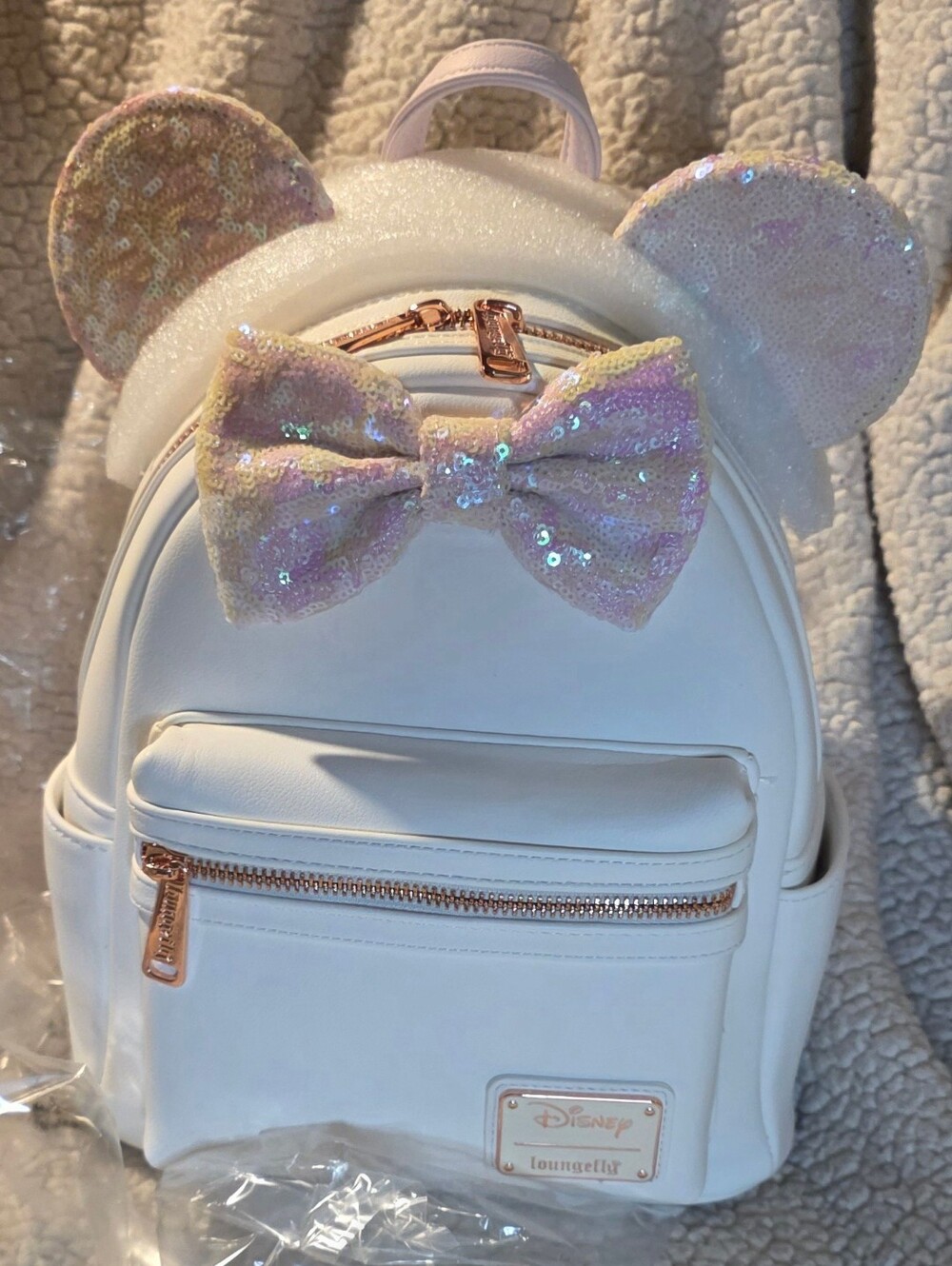 Loungefly Disney Iridescent White Minnie Mouse Mini Backpack Sequin Bow Ears New